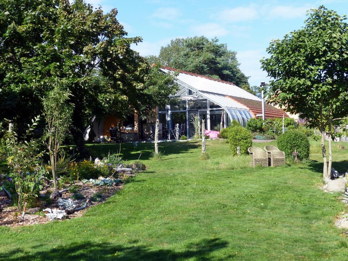 "Balmgarten" Im Naturpark Usedom, Bio Solarhaus Mit Grossem Garten Apartamento Exterior foto